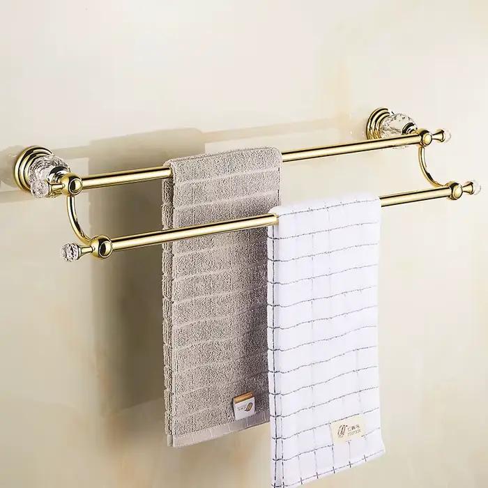 Ensemble d'accessoires de salle de bains en cuivre poli à chrome pour bain luxe élégant à offrir occasions spéciales