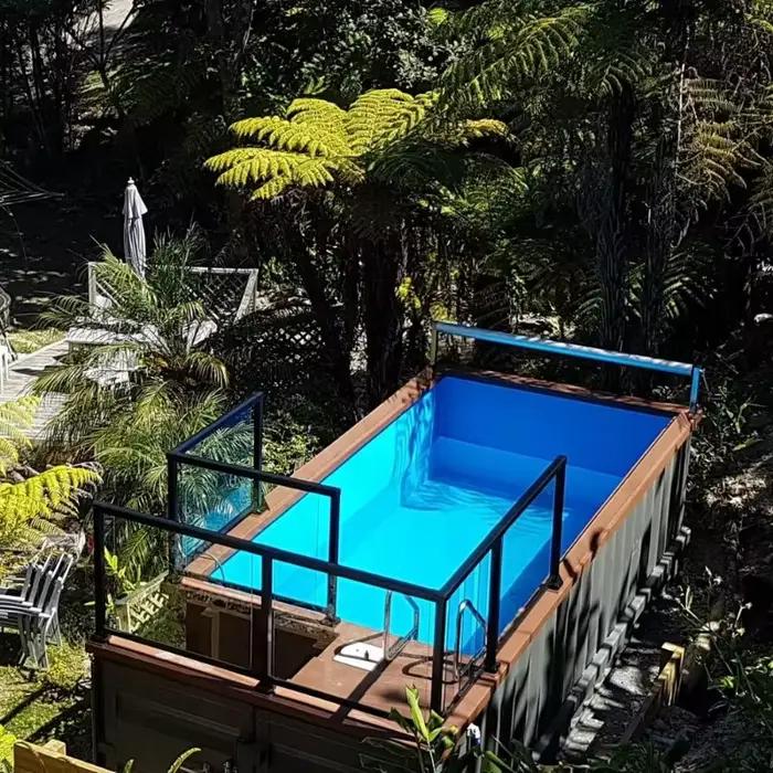 Piscine préfabriquée personnalisée